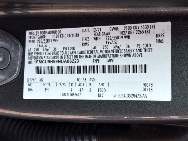 Used 2022 Ford Escape SEL w/ SEL Stealth AWD Package image 18