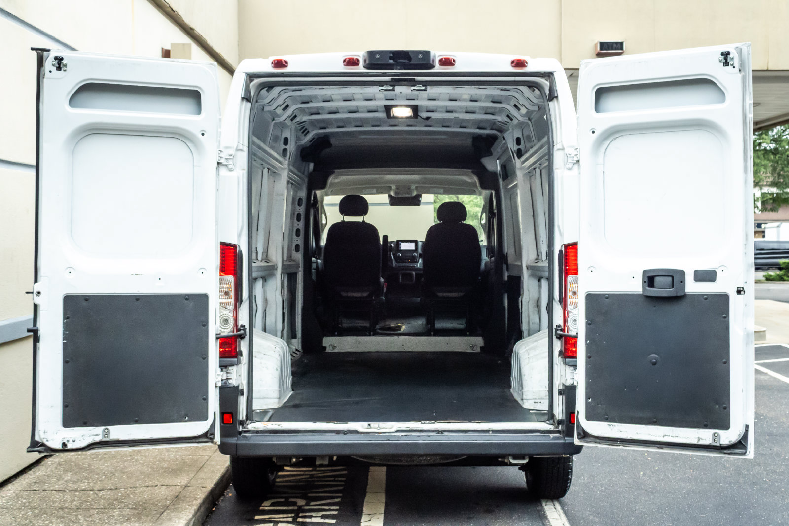 Used 2023 RAM ProMaster 2500 FWD image 14