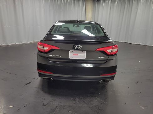 Used 2016 Hyundai Sonata Sport w/ Option Group 02 image 8