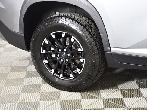 Used 2025 Chevrolet Traverse Z71 image 53