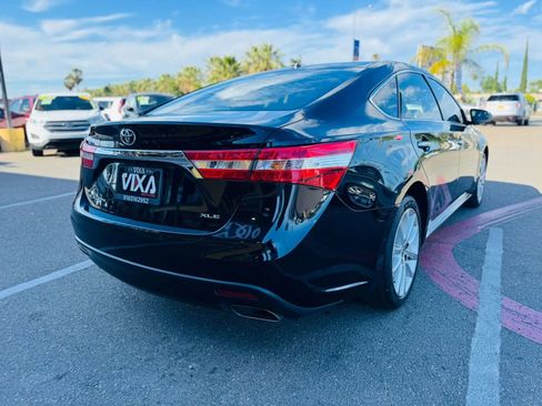 Used 2013 Toyota Avalon XLE Touring FWD image 5