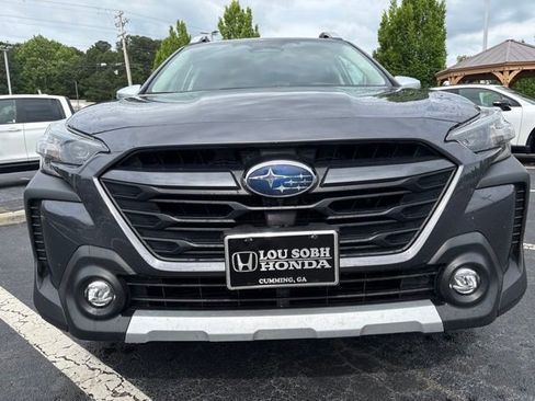 Used 2024 Subaru Outback Touring XT AWD/4WD image 2