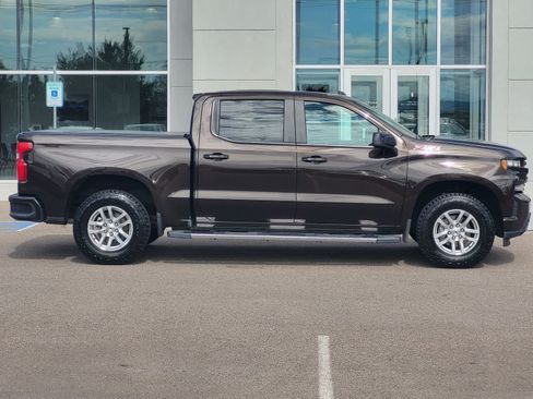 Used 2019 Chevrolet Silverado 1500 RST AWD/4WD image 4