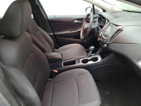 Used 2017 Chevrolet Cruze LT w/ Convenience Package image 21