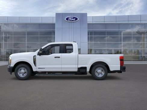New 2026 Ford F350 XL w/ 360-Degree Camera Package RWD image 3