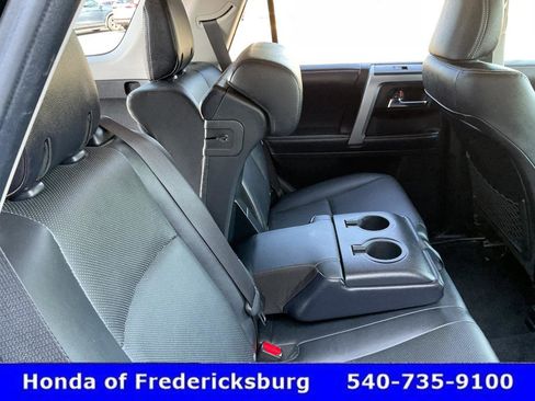 Used 2018 Toyota 4Runner Limited AWD/4WD image 23