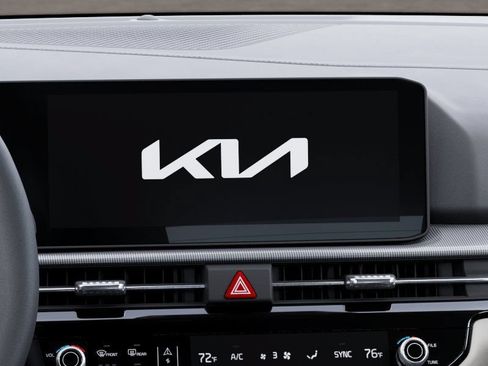 New 2026 Kia Sportage EX FWD image 20