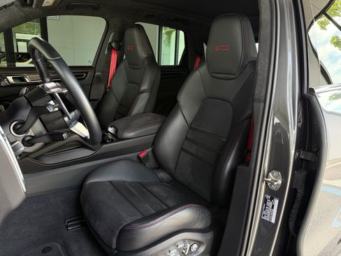Used 2021 Porsche Cayenne GTS AWD/4WD image 23