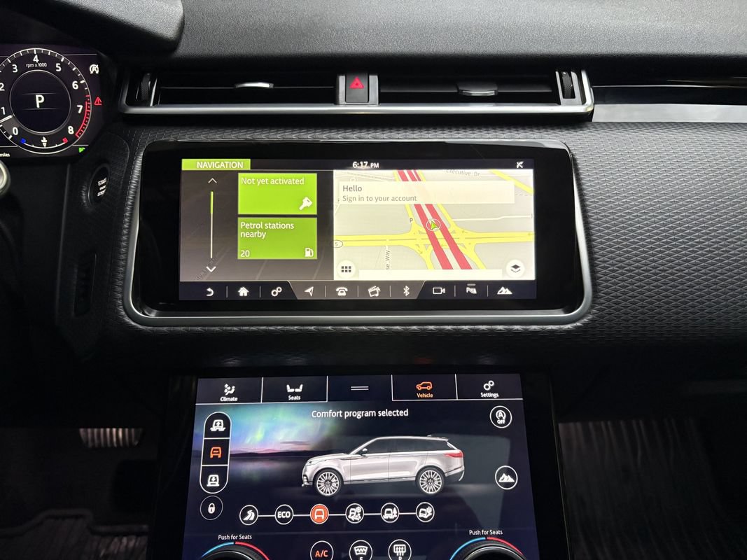 Used 2018 Land Rover Range Rover Velar R-Dynamic SE AWD/4WD image 29