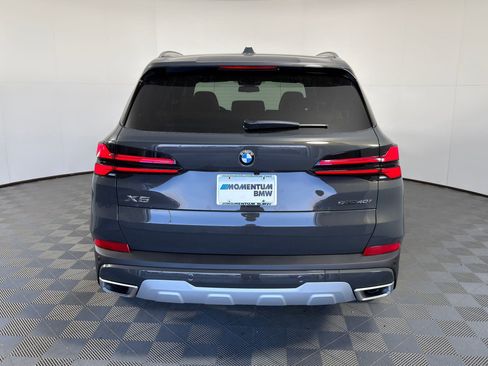 Used 2026 BMW X5 sDrive40i w/ Climate Comfort Package RWD image 10