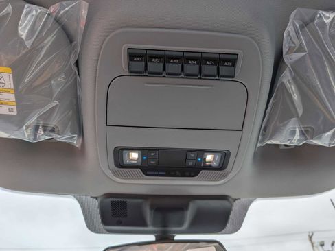 New 2026 Ford F350 XL w/ XL Chrome Package image 24