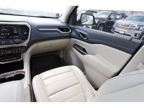 Used 2020 GMC Acadia Denali w/ Denali Ultimate Package AWD/4WD image 10