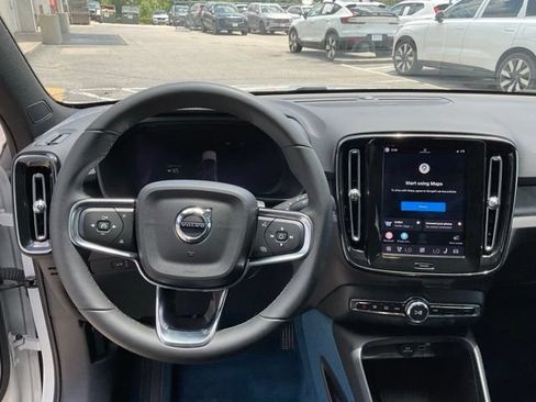 Certified 2023 Volvo C40 P8 Recharge Ultimate AWD/4WD image 18