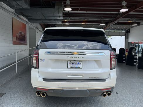 Used 2023 Chevrolet Tahoe Premier AWD/4WD image 7