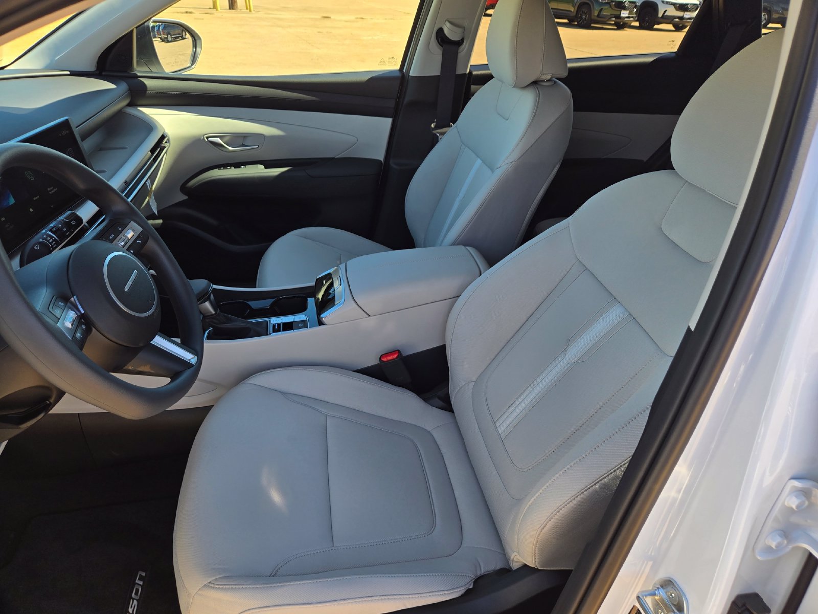 New 2026 Hyundai Tucson SEL FWD image 17