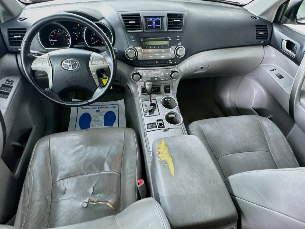 Used 2010 Toyota Highlander SE AWD/4WD image 23