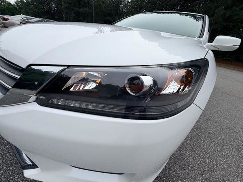 Used 2015 Honda Accord EX-L image 33