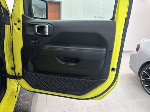 Used 2022 Jeep Wrangler Unlimited Sahara w/ Cold Weather Group image 49