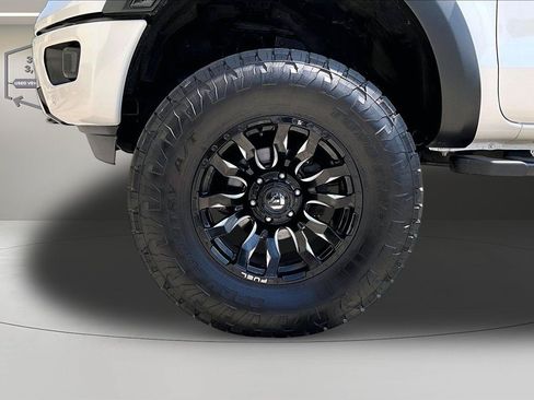 Used 2019 Ford Ranger Lariat w/ Black Appearance Package AWD/4WD image 34