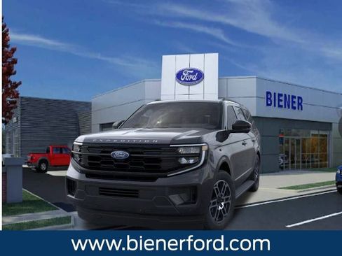New 2025 Ford Expedition Active image 2