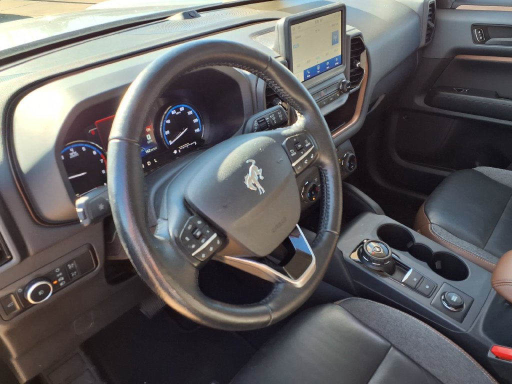 Used 2023 Ford Bronco Sport Outer Banks w/ Tech Package AWD/4WD image 17