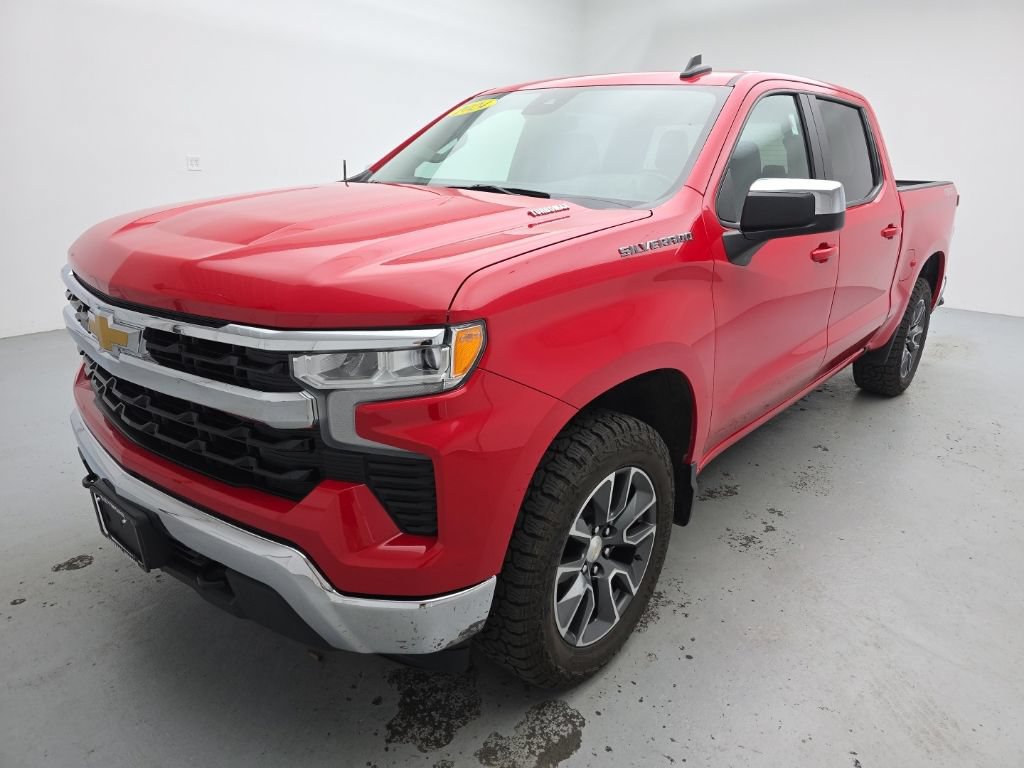 Used 2024 Chevrolet Silverado 1500 LT AWD/4WD image 6
