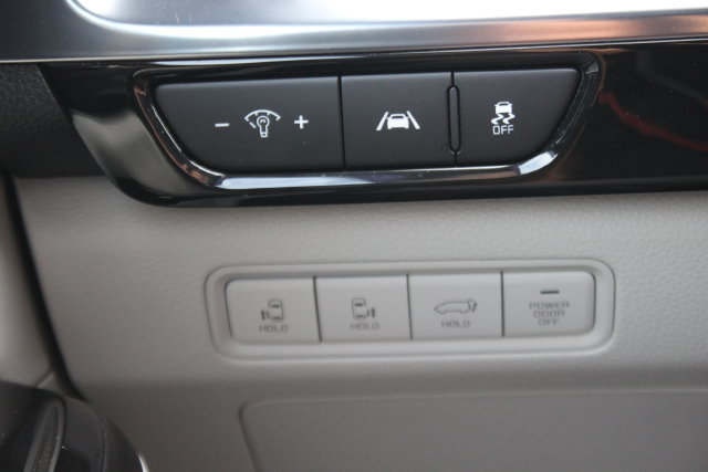Used 2024 Kia Carnival SX Prestige FWD image 18