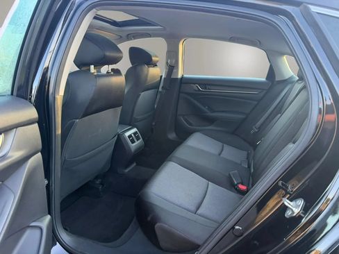 Used 2019 Honda Accord EX image 29