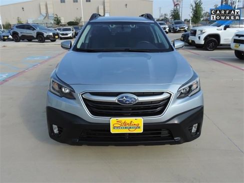 Used 2022 Subaru Outback Premium image 2