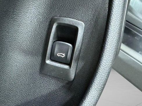 Used 2025 BMW i4 xDrive40i w/ Premium Package image 36