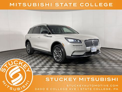 Used 2022 Lincoln Corsair AWD w/ Equipment Group 101A image 1