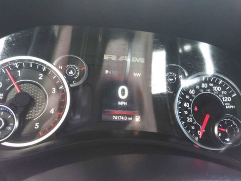 Used 2024 RAM 3500 Big Horn image 7