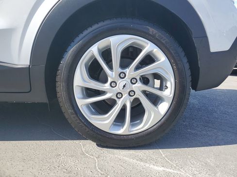 New 2027 Chevrolet Bolt LT image 6