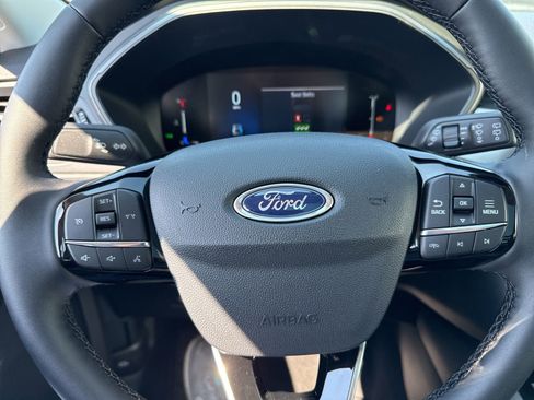New 2026 Ford Escape Active w/ Cold Weather Package FWD image 22