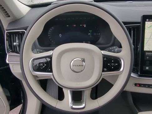 New 2026 Volvo XC90 T8 Ultra w/ Protection Package Premier image 23