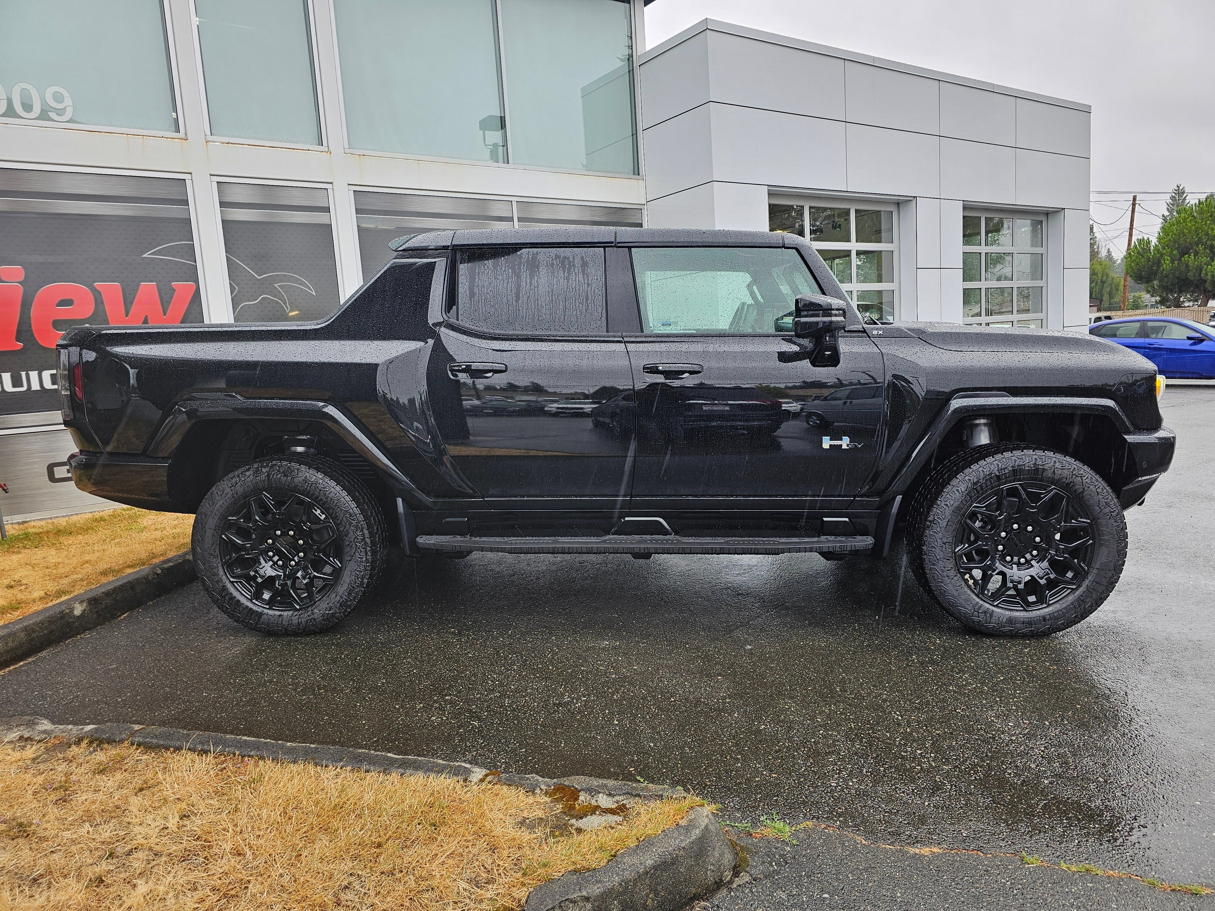 New 2024 GMC Hummer EV 2X AWD/4WD image 8