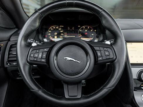 Used 2022 Jaguar F-TYPE Convertible image 23