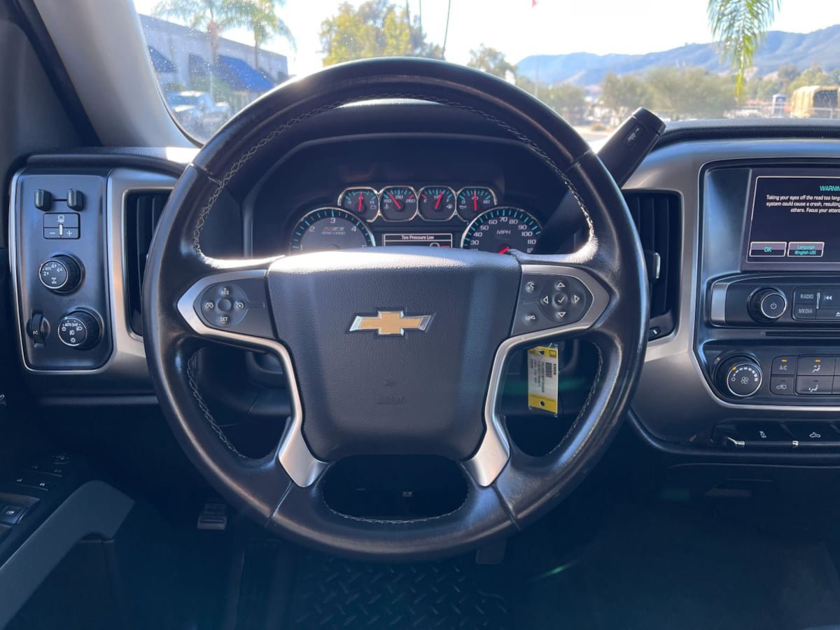Used 2015 Chevrolet Silverado 1500 LT AWD/4WD image 11