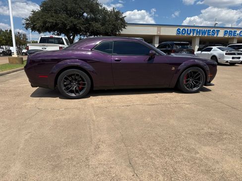 Used 2021 Dodge Challenger R/T Scat Pack RWD image 8