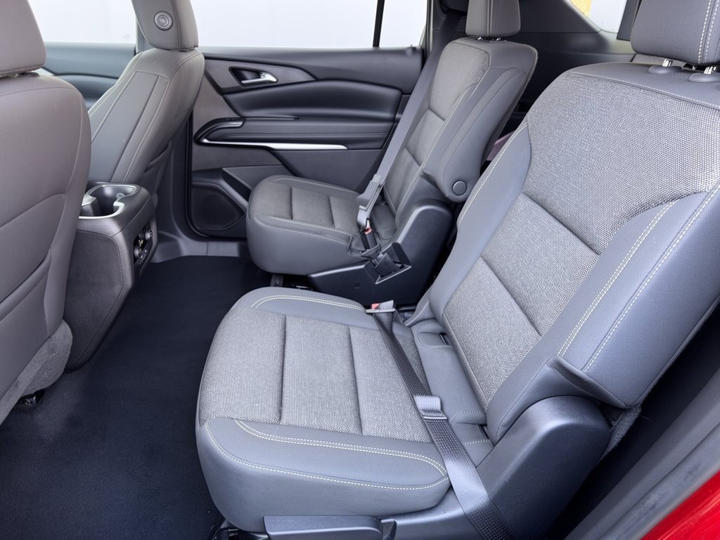 Certified 2026 Chevrolet Traverse LT w/ Sun and Wheel Package FWD image 25