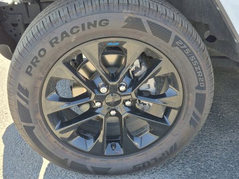 Used 2023 Jeep Wrangler Unlimited Sahara image 26