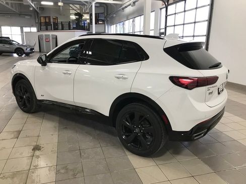 Used 2026 Buick Envision Sport Touring image 3