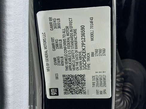 Used 2023 Chevrolet Colorado LT w/ LT Convenience Package II image 12