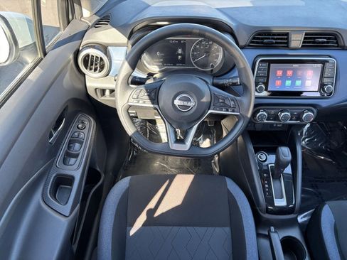 Used 2025 Nissan Versa SV image 32