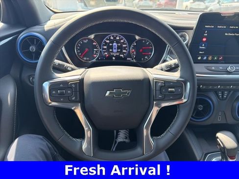 Certified 2025 Chevrolet Blazer RS w/ Driver Confidence II Package image 5