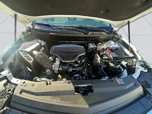 Used 2024 Cadillac XT6 Premium Luxury image 10