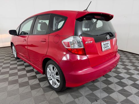 Used 2010 Honda Fit Sport image 3
