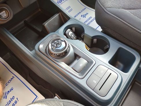 New 2025 Ford Maverick XLT image 28