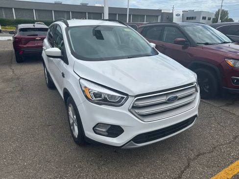 Used 2018 Ford Escape SEL FWD image 5