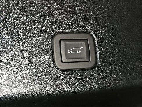 New 2025 Cadillac Optiq Sport 1 image 7